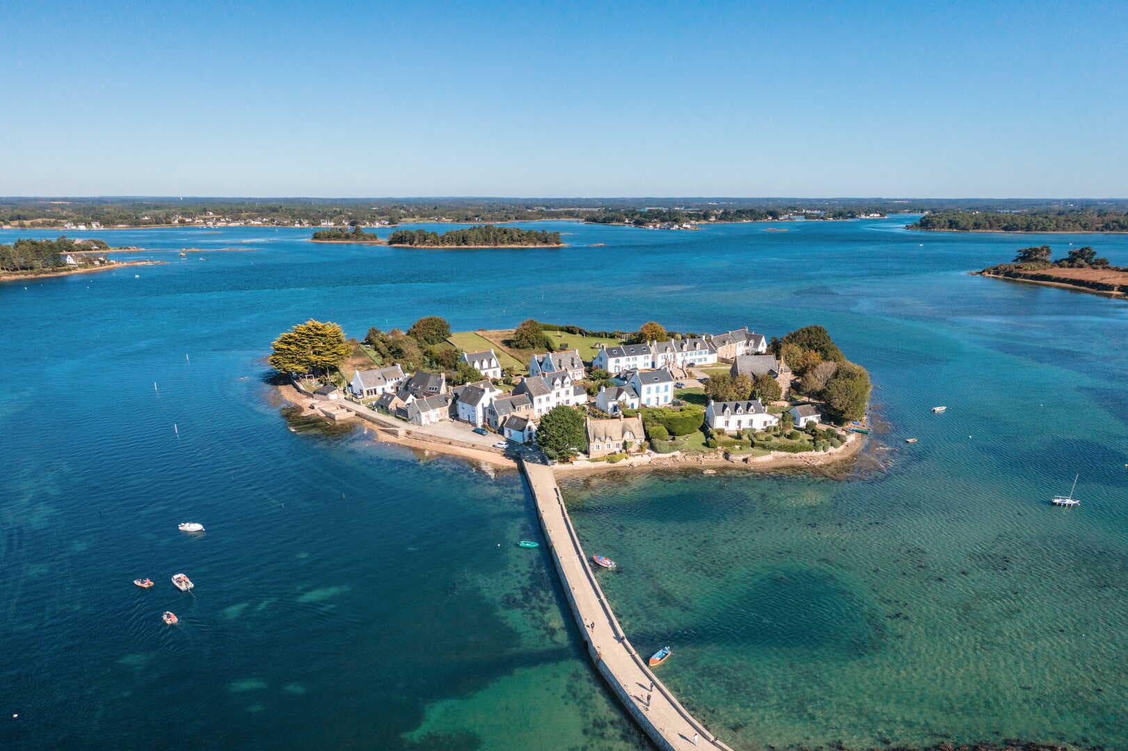 3. Saint-Cado & Bignac Pond